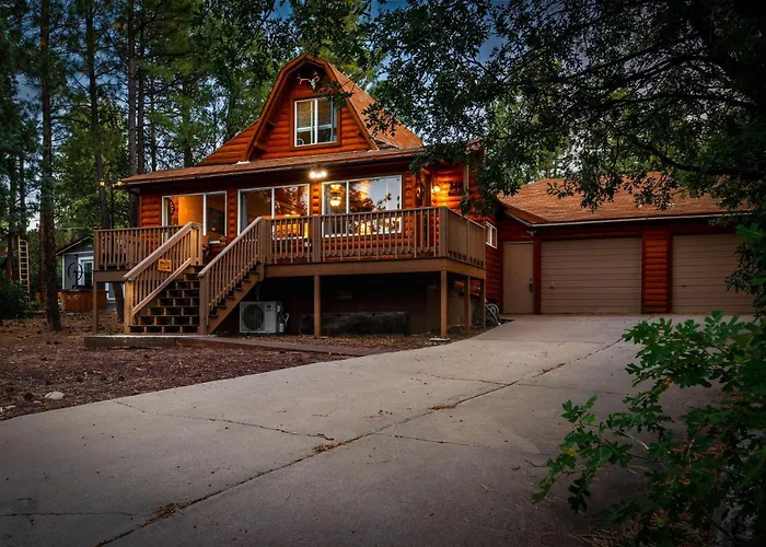 Large Yard With Fire Pit Show Holiday home